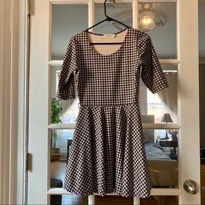 Houndstooth Flounce Dress